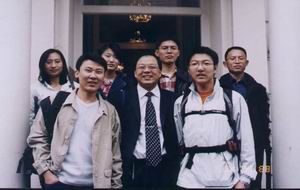 鑫泉留学老总_鑫泉留学刘艳红