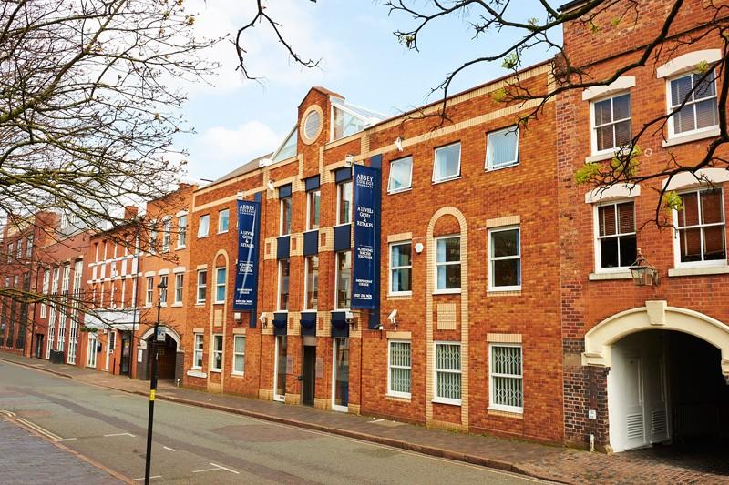 英国留学优质中学最强推荐,附留学费用及录取要求