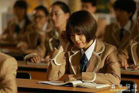富加备考留学,高中生本科同时sat和托福?美国高中图片