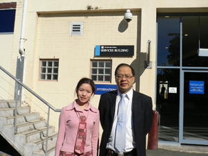 公司外派留学生徐欢（悉尼大学人力资源专业硕士）在国际办公室