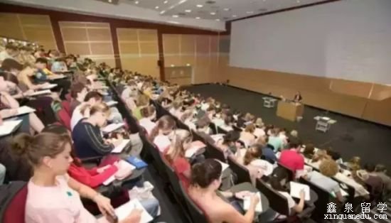 中国学生在<a  data-cke-saved-href=\'http://www.xinquanedu.com/news/haiwaiyuanxiao/2011/1205/5200.html\' href=\'http://www.xinquanedu.com/news/haiwaiyuanxiao/2011/1205/5200.html\' target=\'_blank\'  title=\'美国大学\'>美国大学</a>栽在什么课上？