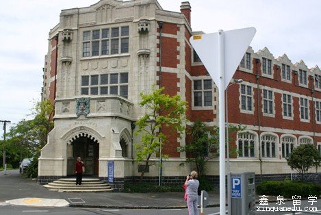 新西兰塔卡普那中学申请条件