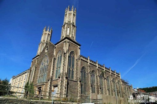 英国斯旺西大学本科申请条件