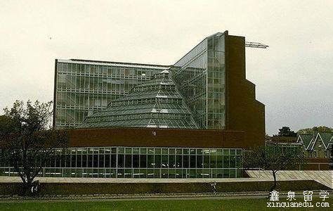 英国斯特林大学本科申请条件