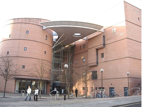 英国阿伯泰邓迪大学本科申请条件