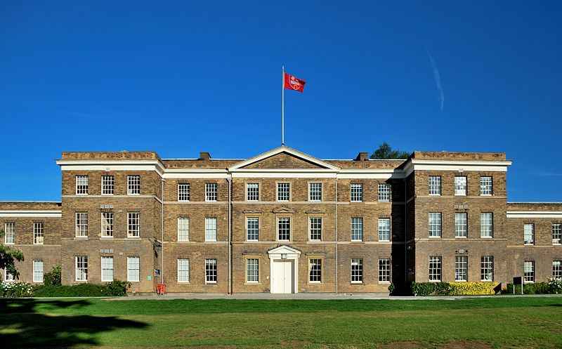 英国莱斯特大学本科预科申请条件