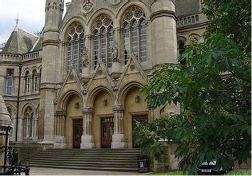 英国大学商学院推荐