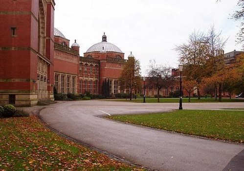 英国大学商学院推荐