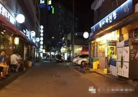 韩国留学小吃街