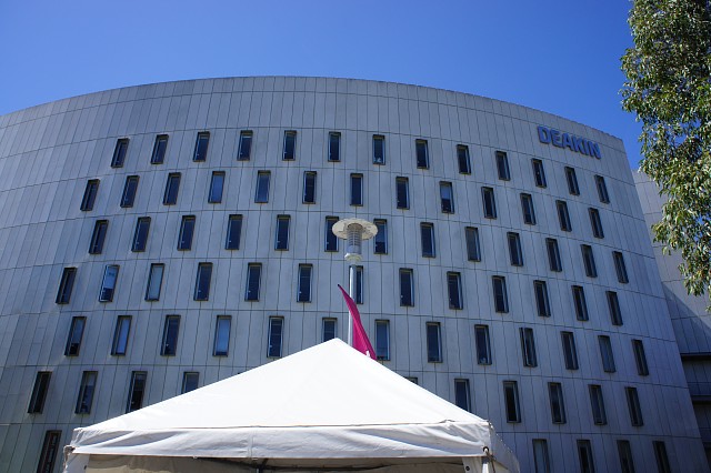 迪肯大学专升硕国际金融专业申请条件
