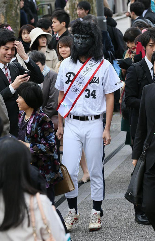 日本奇葩毕业典礼