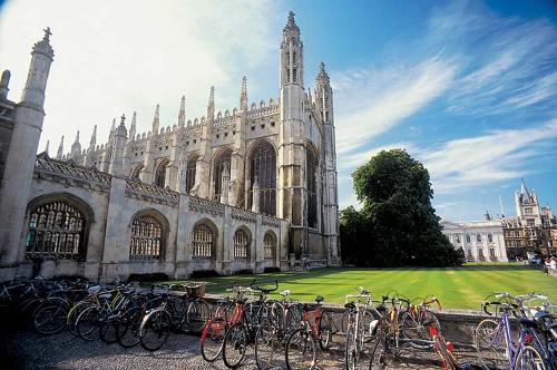 英国爱丁堡大学金融管理硕士申请条件及案例