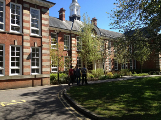 英国南安普顿大学教育学硕士申请条件