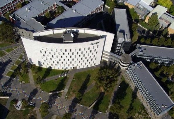 迪肯大学PQP商法专业+硕士申请条件