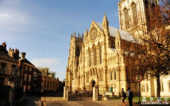 英国约克大学会计与金融管理硕士申请条件