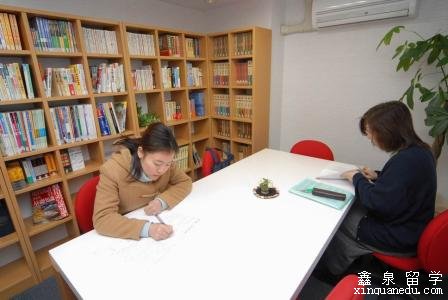 JCL外国语学院申请条件